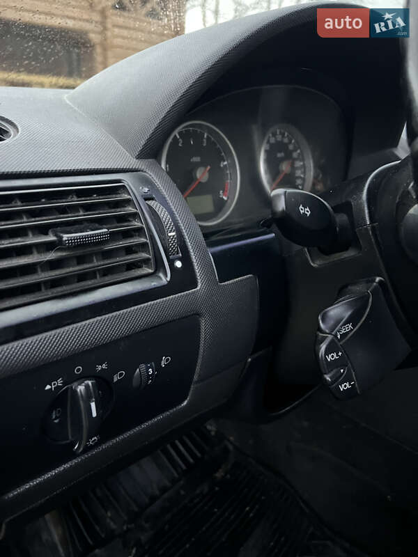 Седан Ford Mondeo 2000 в Львове