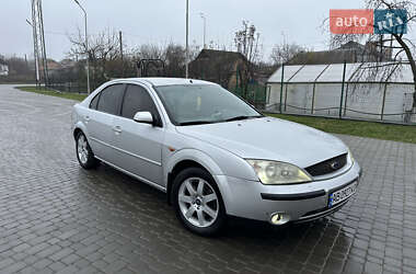 Лифтбек Ford Mondeo 2000 в Казатине