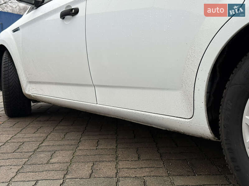 Седан Ford Mondeo 2012 в Малине фото 45 Седан Ford Mondeo 2012 в Малине