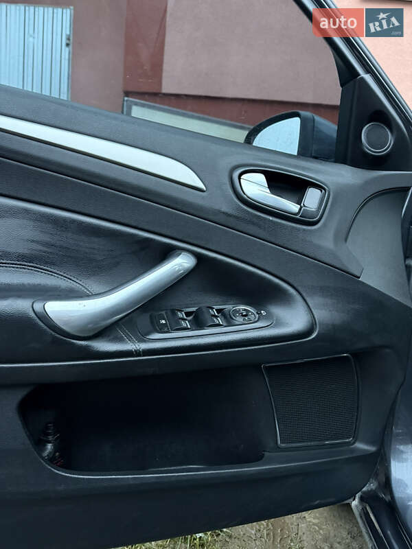 Лифтбек Ford Mondeo 2008 в Богородчанах