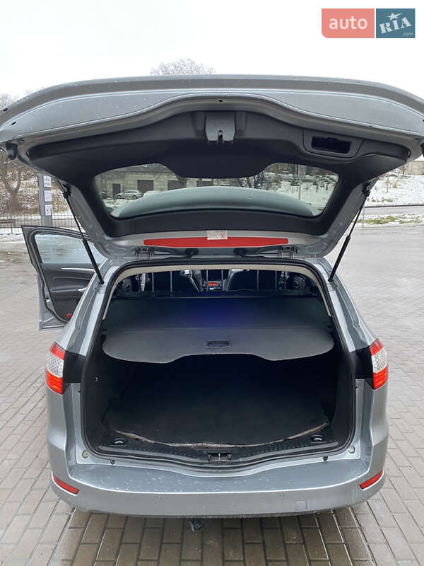 Универсал Ford Mondeo 2010 в Ровно
