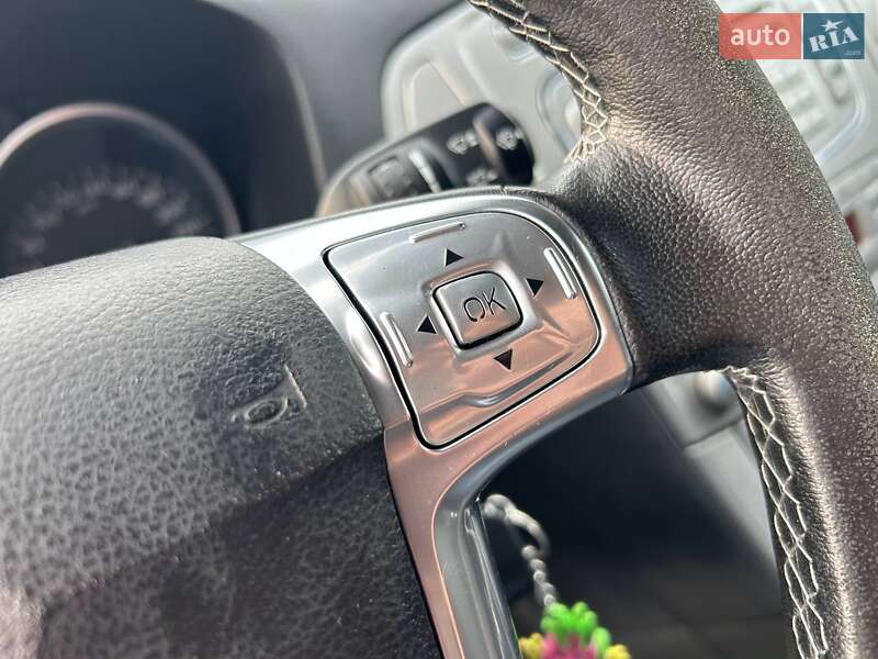 Седан Ford Mondeo 2010 в Одессе