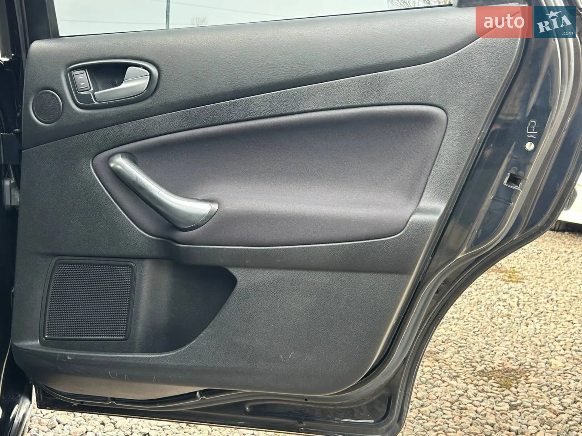 2010 Ford Mondeo - мініатюра 29