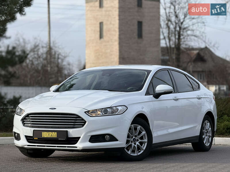 Лифтбек Ford Mondeo 2017 в Киеве