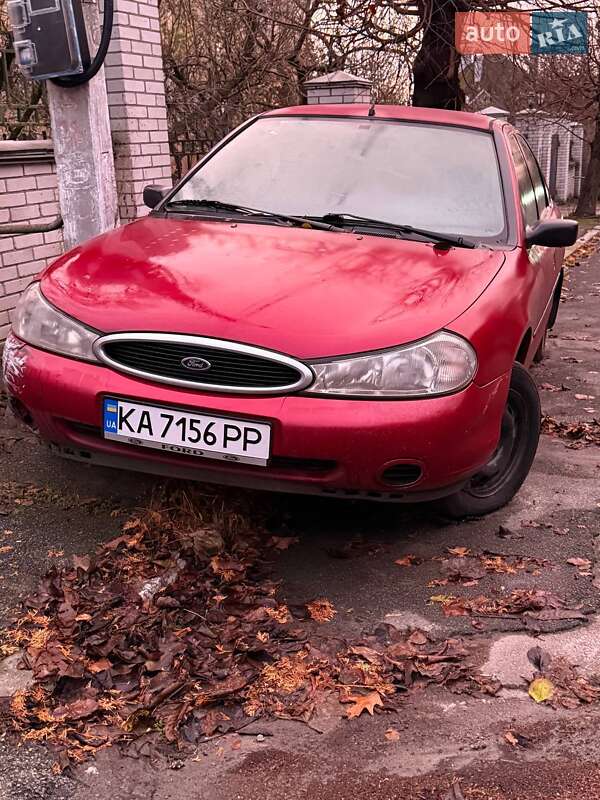Седан Ford Mondeo 1997 в Киеве