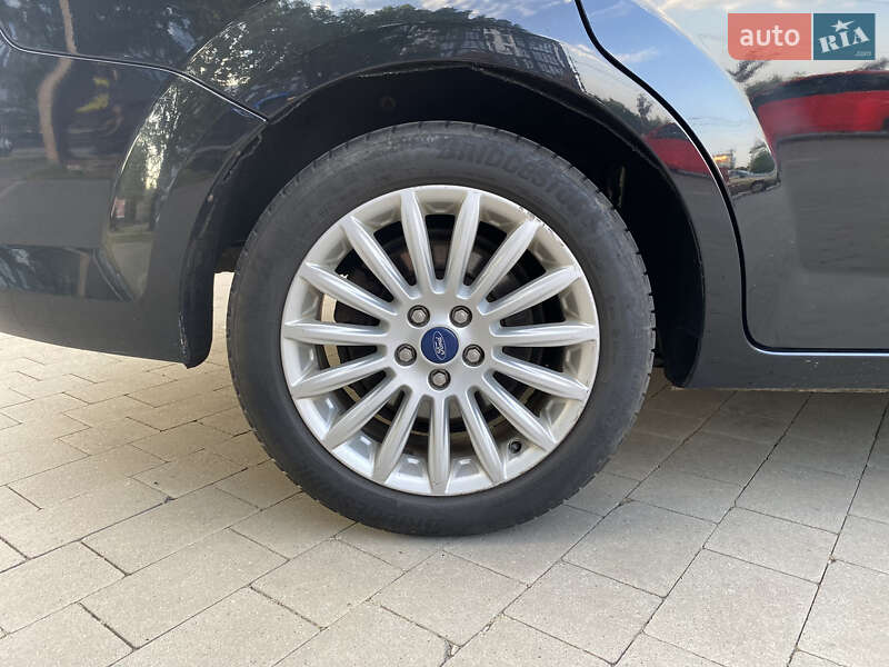 Универсал Ford Mondeo 2011 в Ужгороде