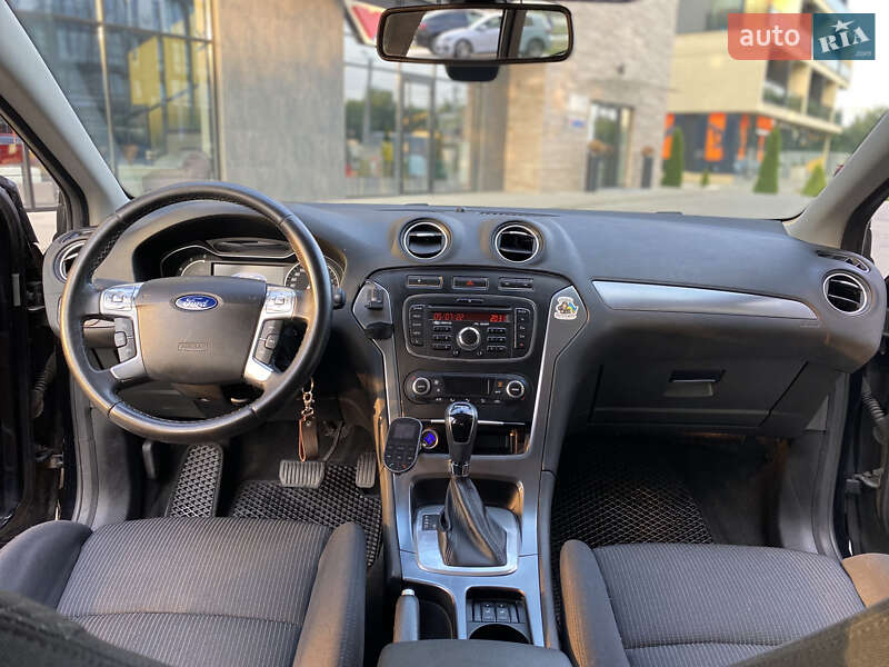 Универсал Ford Mondeo 2011 в Ужгороде