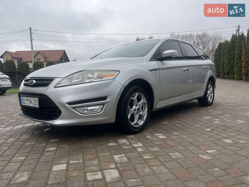 Універсал Ford Mondeo 2013 в Золочеві