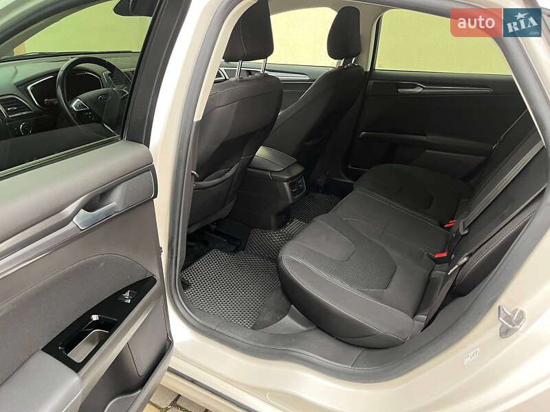 Ліфтбек Ford Mondeo 2019 в Радехові