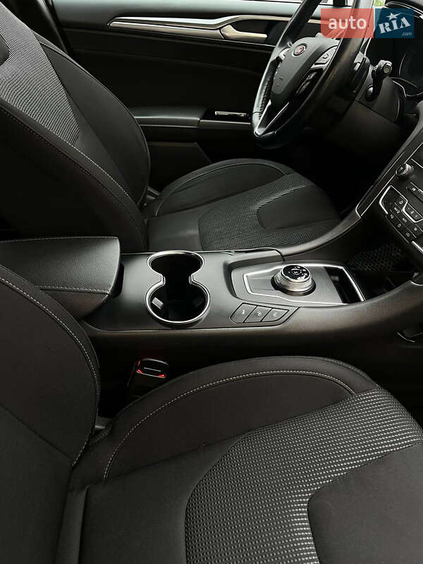 Ліфтбек Ford Mondeo 2019 в Радехові