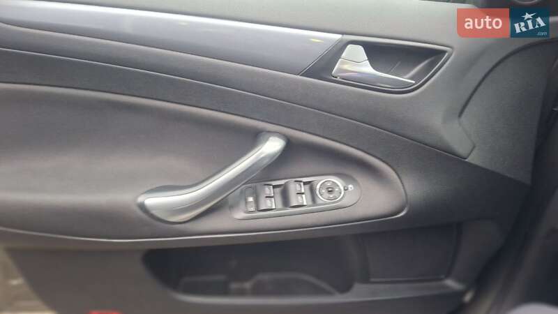 Универсал Ford Mondeo 2011 в Сарнах