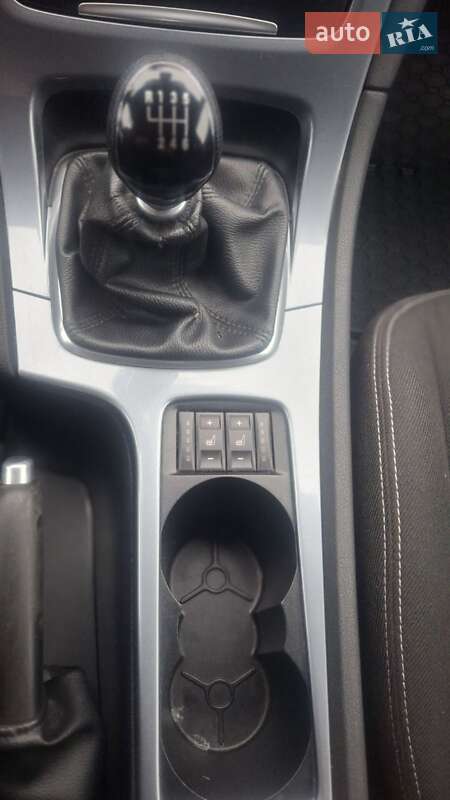 Универсал Ford Mondeo 2011 в Сарнах