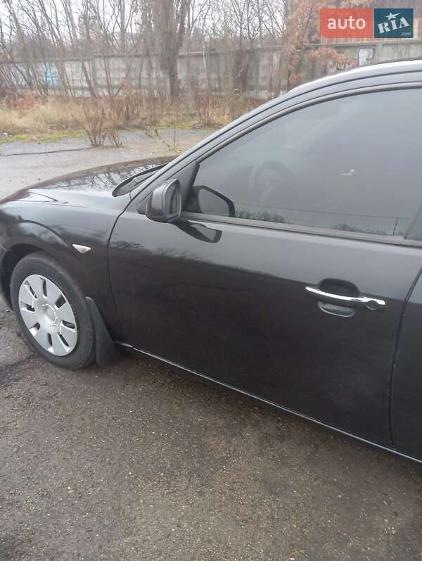 Ліфтбек Ford Mondeo 2006 в Львові фото 14 Ліфтбек Ford Mondeo 2006 в Львові