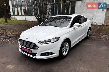 Седан Ford Mondeo 2015 в Львові