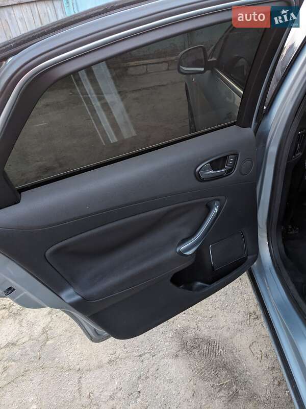 Седан Ford Mondeo 2008 в Киеве