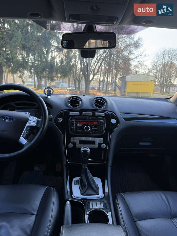 Универсал Ford Mondeo 2010 в Ровно