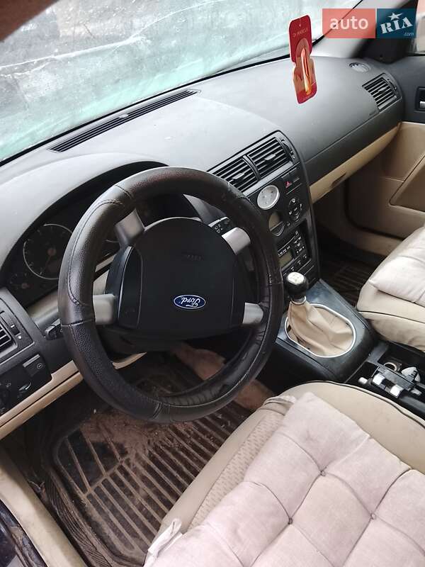 Седан Ford Mondeo 2001 в Киеве фото 5 Седан Ford Mondeo 2001 в Киеве