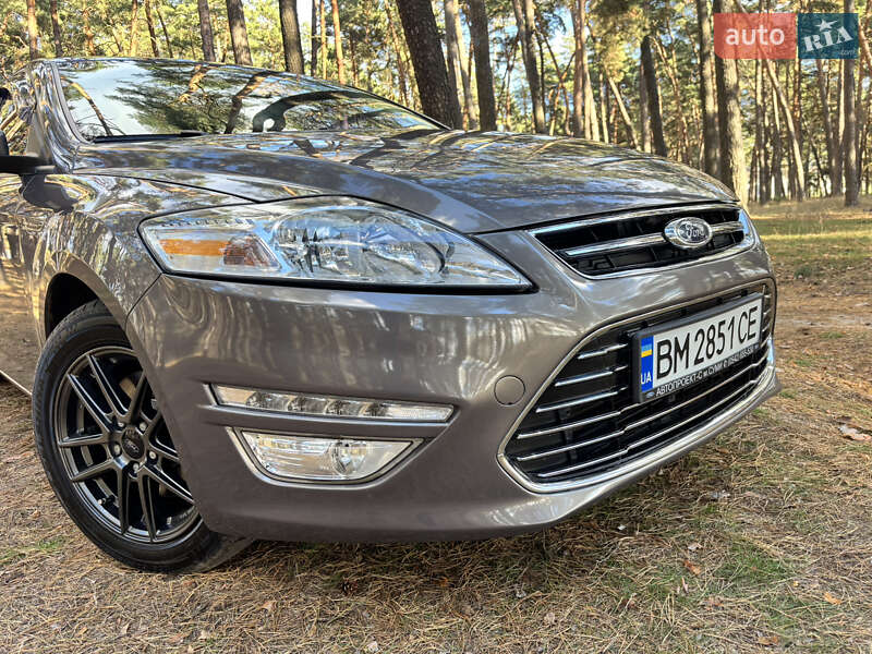 Седан Ford Mondeo 2012 в Охтирці
