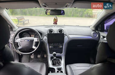 Седан Ford Mondeo 2012 в Охтирці