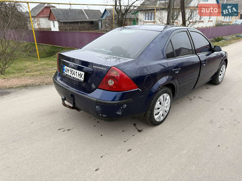 Седан Ford Mondeo 2002 в Коростене