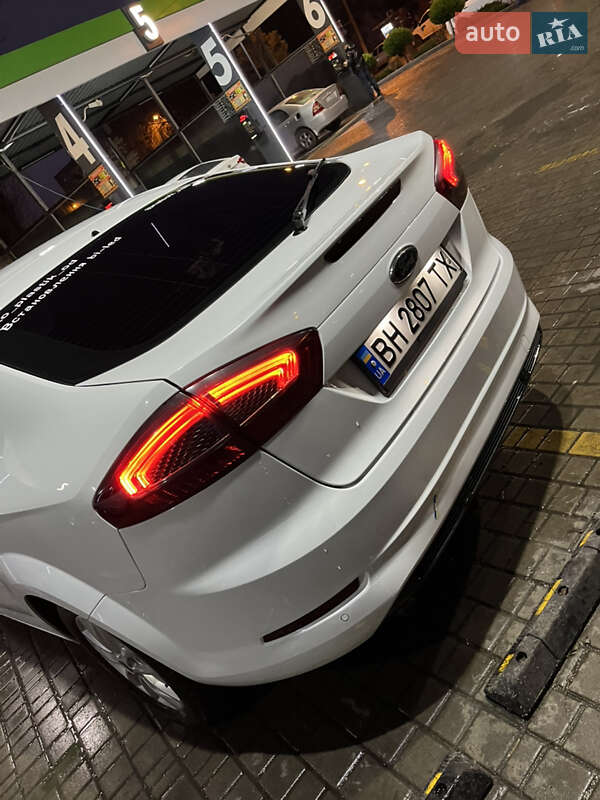 Ліфтбек Ford Mondeo 2013 в Одесі