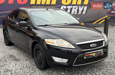 Седан Ford Mondeo 2010 в Стрию