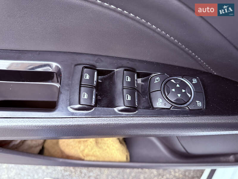 Лифтбек Ford Mondeo 2016 в Киеве