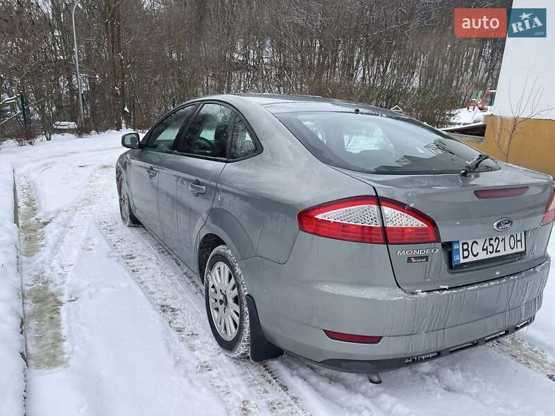 Лифтбек Ford Mondeo 2008 в Львове