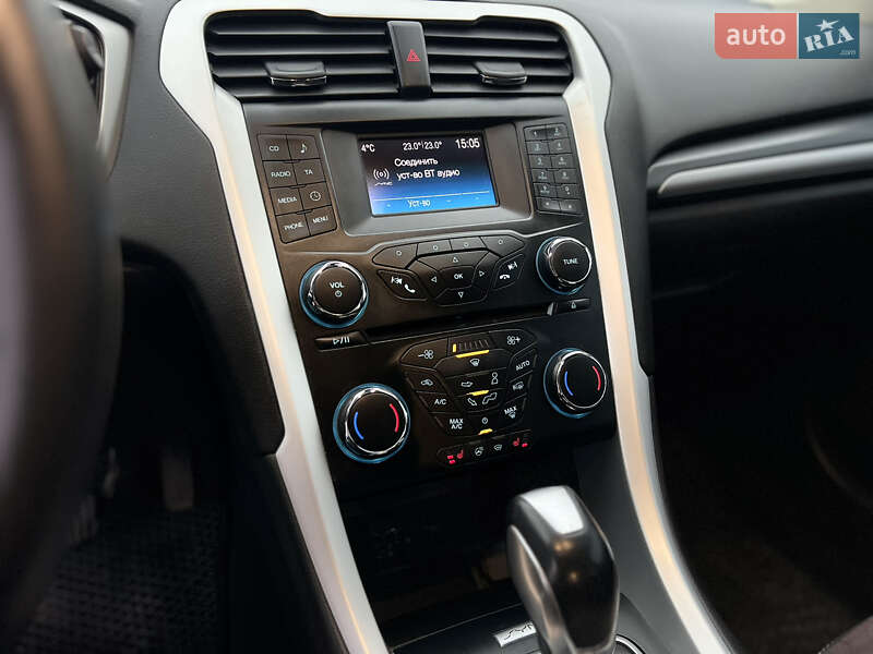 Седан Ford Mondeo 2017 в Миргороде