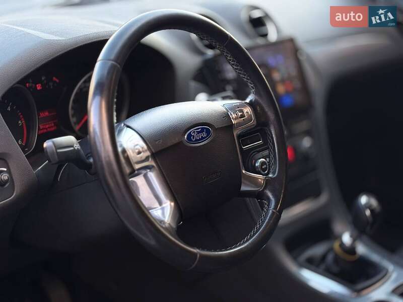 Лифтбек Ford Mondeo 2013 в Николаеве