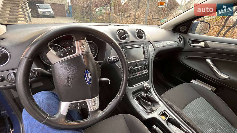 Универсал Ford Mondeo 2013 в Ужгороде