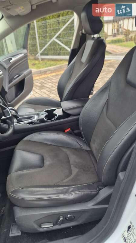 Ліфтбек Ford Mondeo 2015 в Львові фото 42 Ліфтбек Ford Mondeo 2015 в Львові