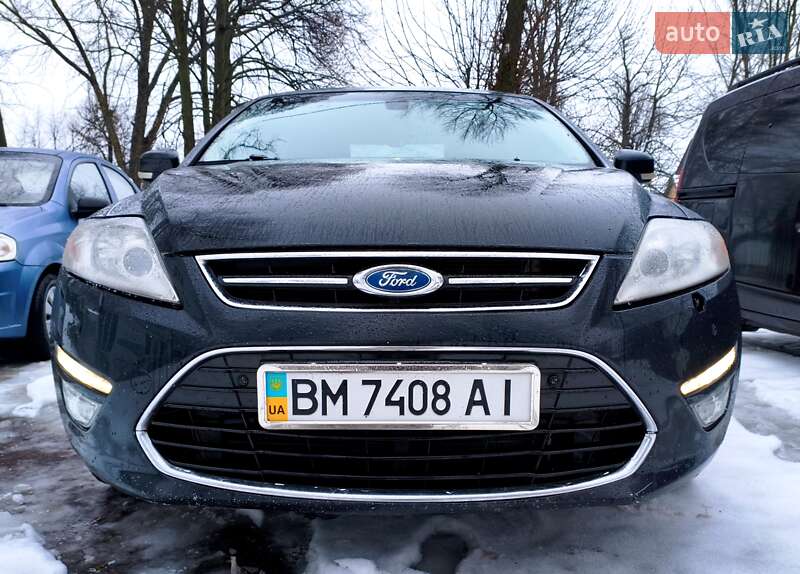 Седан Ford Mondeo 2011 в Глухове