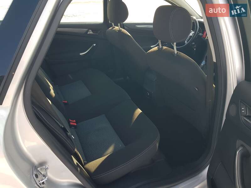 Універсал Ford Mondeo 2013 в Рівному