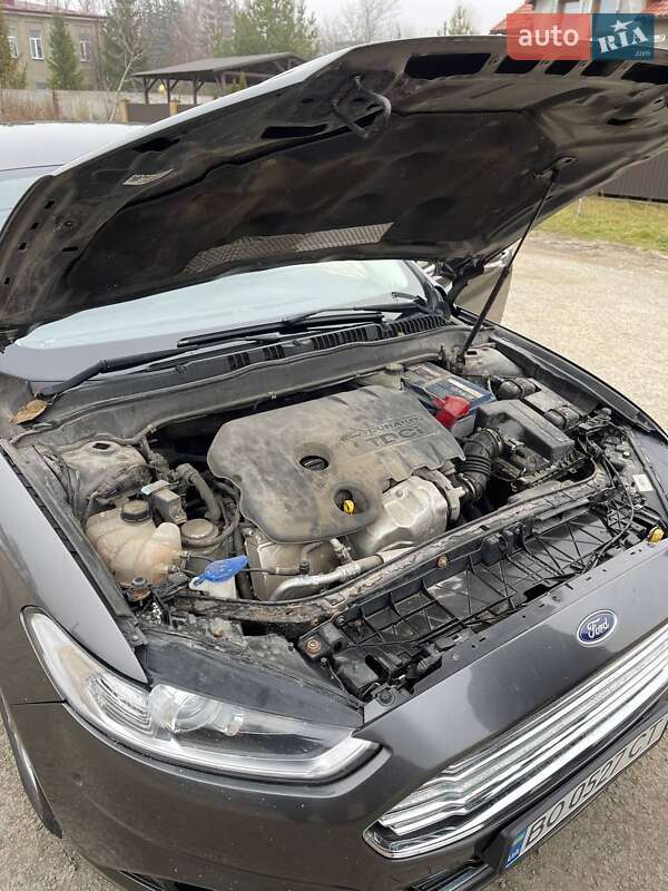 Седан Ford Mondeo 2015 в Борщеве