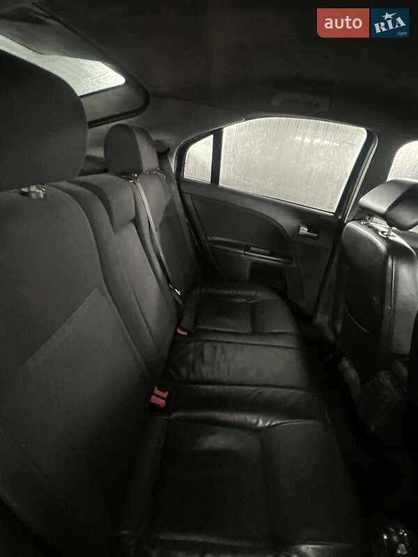 Лифтбек Ford Mondeo 2003 в Шепетовке