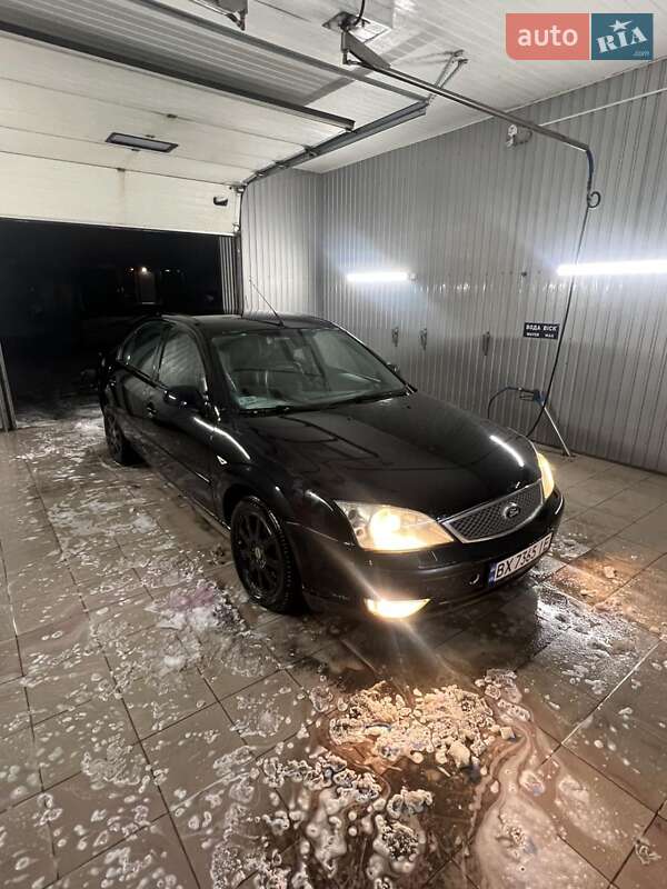 Лифтбек Ford Mondeo 2003 в Шепетовке