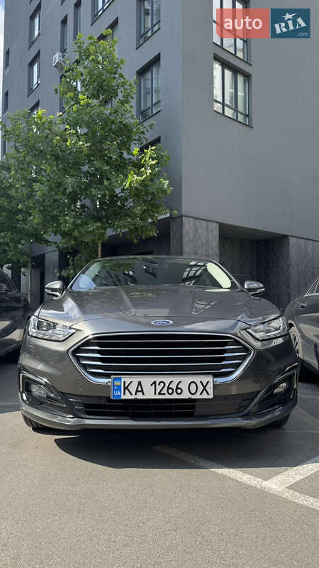 Лифтбек Ford Mondeo 2019 в Киеве