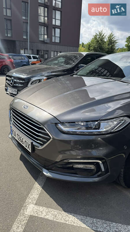 Лифтбек Ford Mondeo 2019 в Киеве