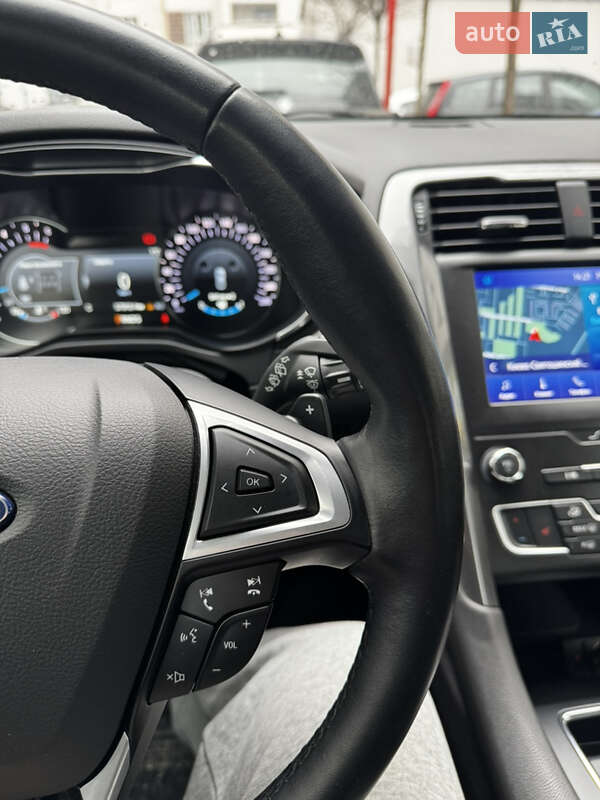 Лифтбек Ford Mondeo 2019 в Киеве