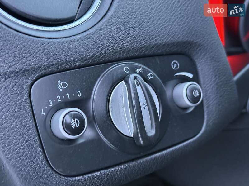 Седан Ford Mondeo 2010 в Ровно