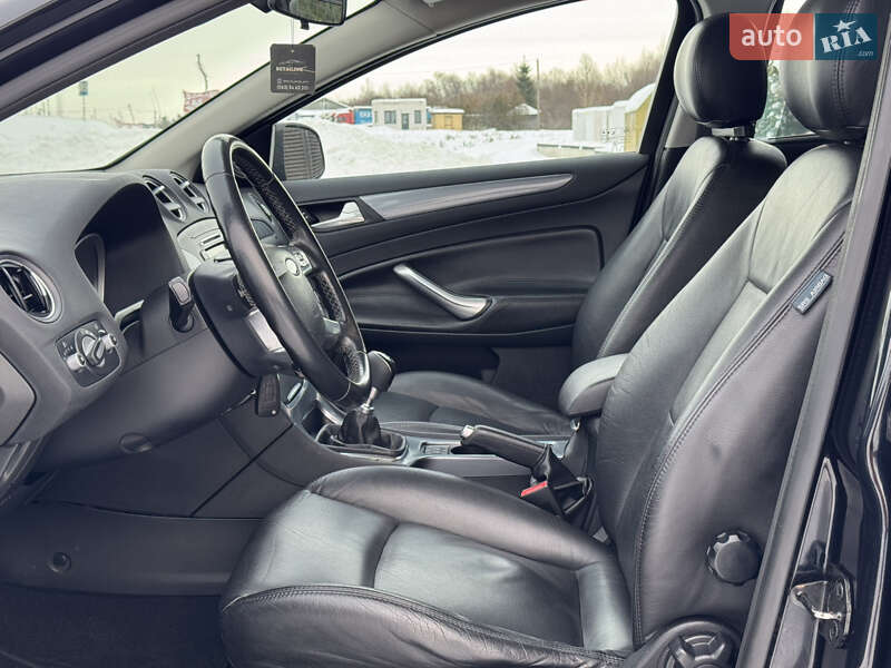 Универсал Ford Mondeo 2011 в Стрые