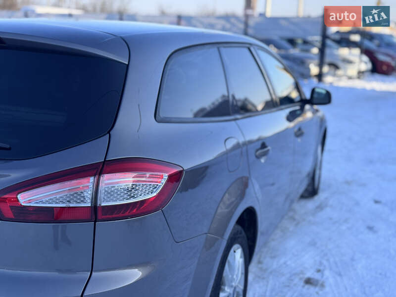 Универсал Ford Mondeo 2011 в Ивано-Франковске