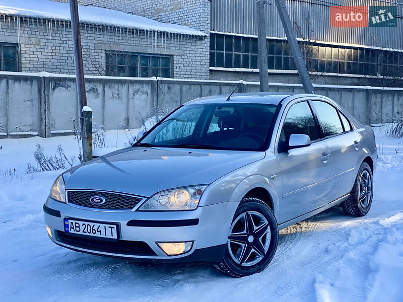 Лифтбек Ford Mondeo 2004 в Житомире
