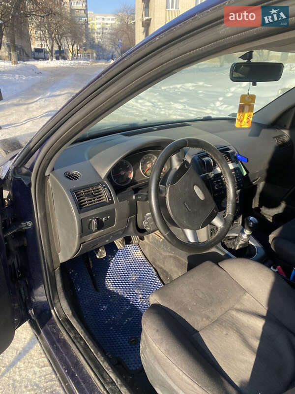 Универсал Ford Mondeo 2000 в Луцке