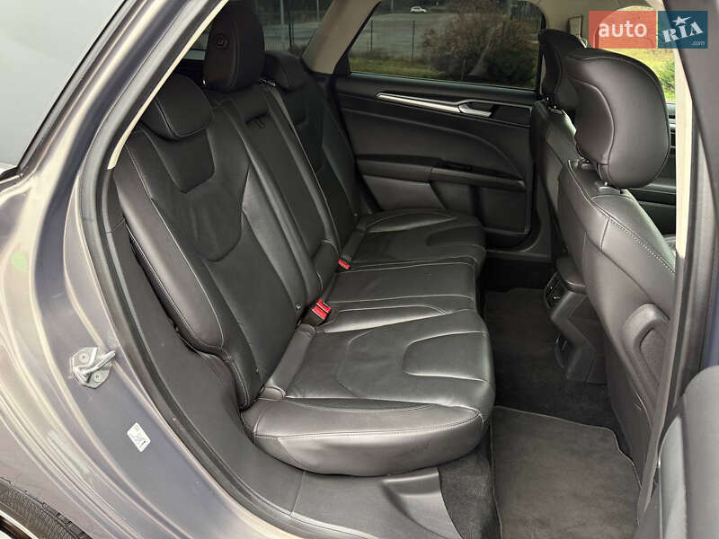 Универсал Ford Mondeo 2015 в Киеве фото 45 Универсал Ford Mondeo 2015 в Киеве