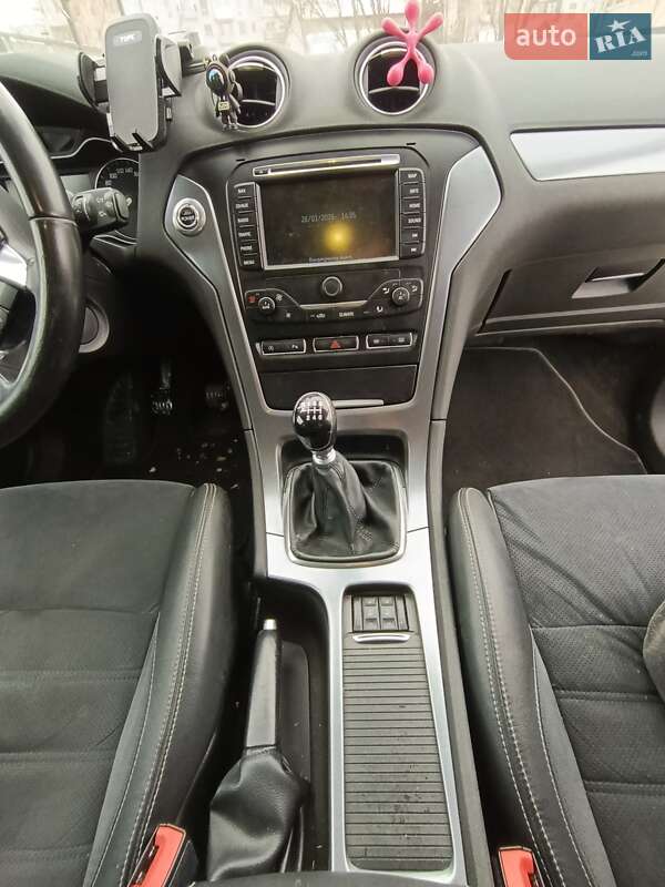 Универсал Ford Mondeo 2011 в Луцке