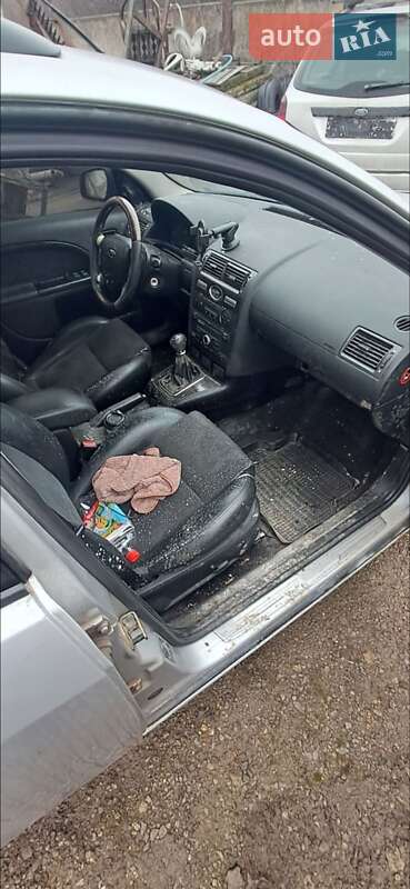 Универсал Ford Mondeo 2005 в Чорткове