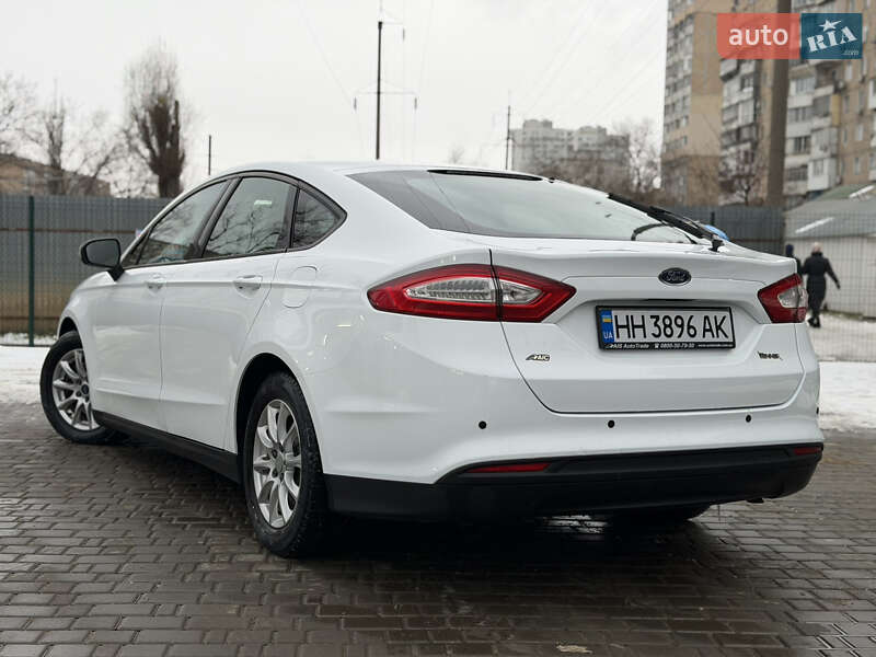 Лифтбек Ford Mondeo 2017 в Одессе