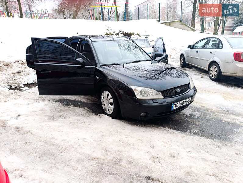 Лифтбек Ford Mondeo 2002 в Тернополе